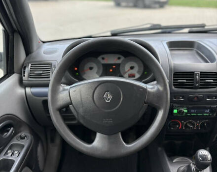 Серый Рено Clio Symbol, объемом двигателя 1.4 л и пробегом 267 тыс. км за 2950 $, фото 24 на Automoto.ua
