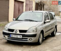 Серый Рено Clio Symbol, объемом двигателя 1.39 л и пробегом 163 тыс. км за 3400 $, фото 2 на Automoto.ua