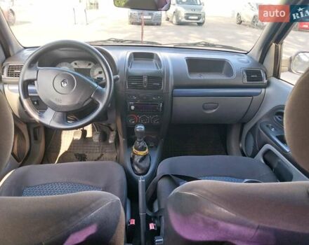 Сірий Рено Clio Symbol, об'ємом двигуна 1.39 л та пробігом 300 тис. км за 2400 $, фото 3 на Automoto.ua