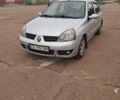 Серый Рено Clio Symbol, объемом двигателя 1.4 л и пробегом 195 тыс. км за 3000 $, фото 1 на Automoto.ua