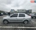 Сірий Рено Clio Symbol, об'ємом двигуна 1.39 л та пробігом 220 тис. км за 2400 $, фото 5 на Automoto.ua