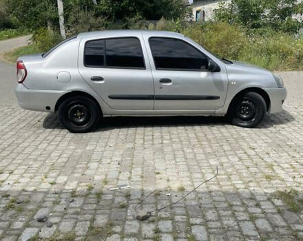 Серый Рено Clio Symbol, объемом двигателя 1.39 л и пробегом 223 тыс. км за 2350 $, фото 7 на Automoto.ua