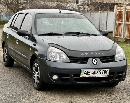 Серый Рено Clio Symbol, объемом двигателя 1.4 л и пробегом 75 тыс. км за 3950 $, фото 8 на Automoto.ua