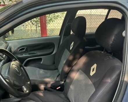 Серый Рено Clio Symbol, объемом двигателя 1.4 л и пробегом 234 тыс. км за 2800 $, фото 7 на Automoto.ua