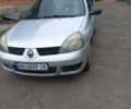 Серый Рено Clio Symbol, объемом двигателя 1.4 л и пробегом 96 тыс. км за 4200 $, фото 4 на Automoto.ua