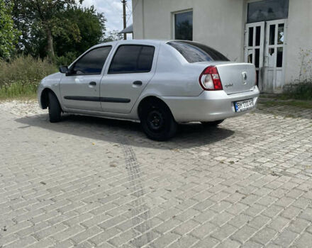 Серый Рено Clio Symbol, объемом двигателя 1.39 л и пробегом 223 тыс. км за 2350 $, фото 4 на Automoto.ua