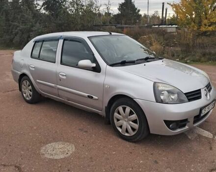Серый Рено Clio Symbol, объемом двигателя 1.4 л и пробегом 195 тыс. км за 3000 $, фото 2 на Automoto.ua