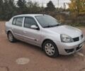 Серый Рено Clio Symbol, объемом двигателя 1.4 л и пробегом 195 тыс. км за 3000 $, фото 2 на Automoto.ua