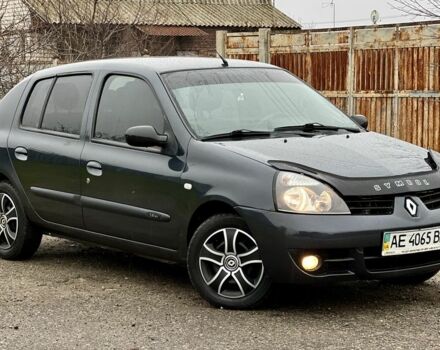 Серый Рено Clio Symbol, объемом двигателя 1.4 л и пробегом 75 тыс. км за 3950 $, фото 2 на Automoto.ua