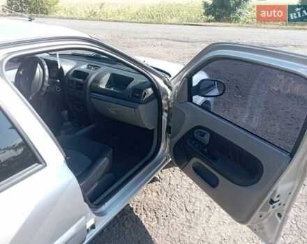 Серый Рено Clio Symbol, объемом двигателя 1.4 л и пробегом 169 тыс. км за 3800 $, фото 6 на Automoto.ua