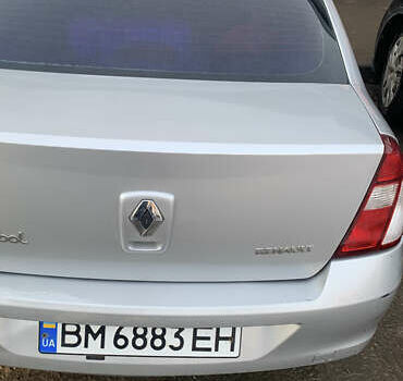 Серый Рено Clio Symbol, объемом двигателя 1.39 л и пробегом 120 тыс. км за 4500 $, фото 1 на Automoto.ua