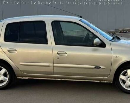 Серый Рено Clio Symbol, объемом двигателя 1.4 л и пробегом 127 тыс. км за 3499 $, фото 3 на Automoto.ua