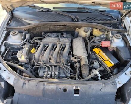 Сірий Рено Clio Symbol, об'ємом двигуна 1.4 л та пробігом 229 тис. км за 4900 $, фото 12 на Automoto.ua