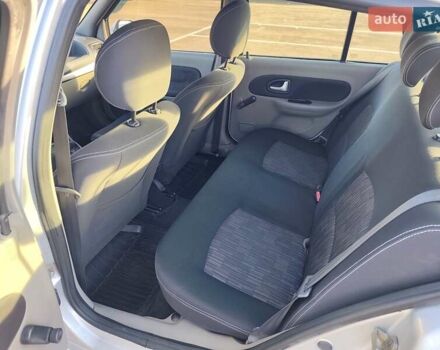 Сірий Рено Clio Symbol, об'ємом двигуна 1.4 л та пробігом 229 тис. км за 4900 $, фото 8 на Automoto.ua