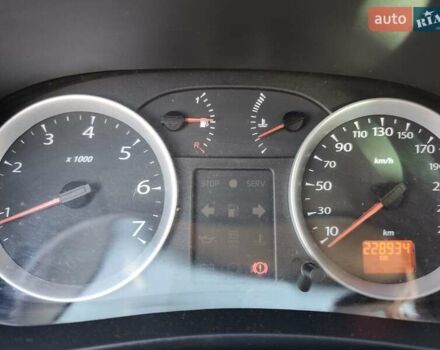 Сірий Рено Clio Symbol, об'ємом двигуна 1.4 л та пробігом 229 тис. км за 4900 $, фото 11 на Automoto.ua