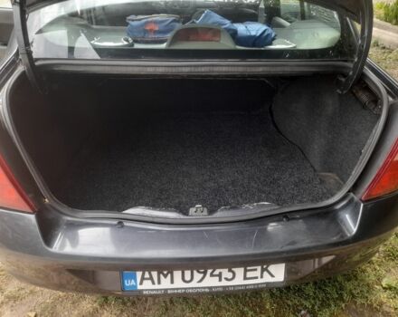 Сірий Рено Clio Symbol, об'ємом двигуна 1.4 л та пробігом 195 тис. км за 3350 $, фото 6 на Automoto.ua
