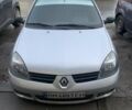 Серый Рено Clio Symbol, объемом двигателя 1.39 л и пробегом 120 тыс. км за 4500 $, фото 2 на Automoto.ua