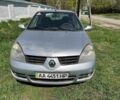 Серый Рено Clio Symbol, объемом двигателя 1.4 л и пробегом 162 тыс. км за 2490 $, фото 6 на Automoto.ua