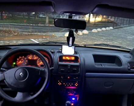 Сірий Рено Clio Symbol, об'ємом двигуна 1.4 л та пробігом 292 тис. км за 2700 $, фото 18 на Automoto.ua