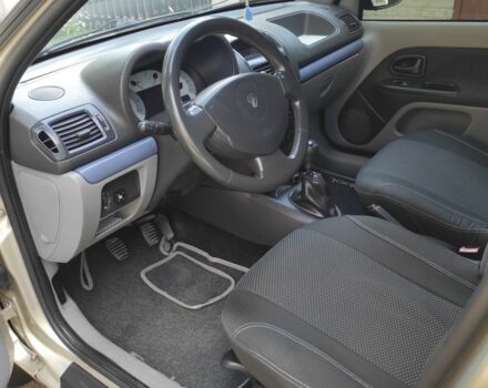 Сірий Рено Clio Symbol, об'ємом двигуна 1.4 л та пробігом 206 тис. км за 4150 $, фото 6 на Automoto.ua