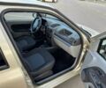 Рено Clio Symbol 2008 в Киеве на Automoto.ua Серый Рено Clio Symbol, объемом двигателя 1.4 л и пробегом 127 тыс. км за 3499 $, фото 12 на Automoto.ua