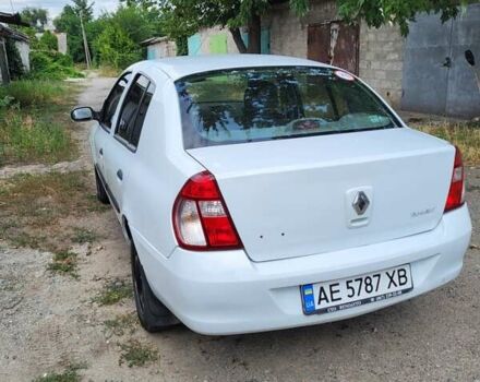 Серый Рено Clio Symbol, объемом двигателя 1.4 л и пробегом 230 тыс. км за 2900 $, фото 2 на Automoto.ua