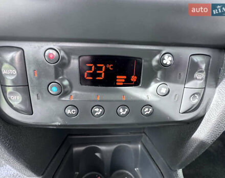 Серый Рено Clio Symbol, объемом двигателя 1.39 л и пробегом 240 тыс. км за 3500 $, фото 30 на Automoto.ua