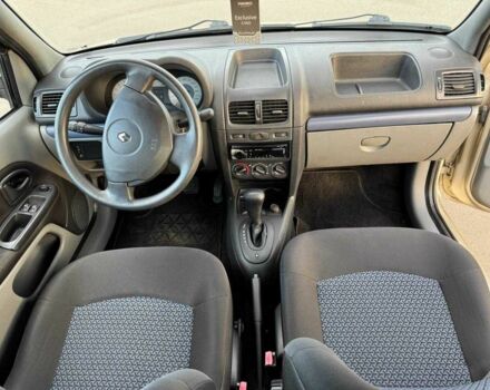 Серый Рено Clio Symbol, объемом двигателя 1.4 л и пробегом 127 тыс. км за 3499 $, фото 11 на Automoto.ua