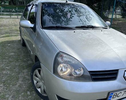 Серый Рено Clio Symbol, объемом двигателя 1.39 л и пробегом 240 тыс. км за 3500 $, фото 10 на Automoto.ua