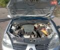 Серый Рено Clio Symbol, объемом двигателя 1.4 л и пробегом 169 тыс. км за 3800 $, фото 13 на Automoto.ua