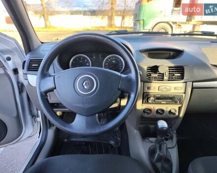 Сірий Рено Clio Symbol, об'ємом двигуна 1.4 л та пробігом 229 тис. км за 4900 $, фото 10 на Automoto.ua