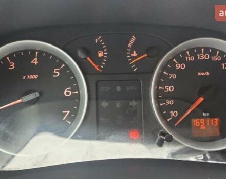 Серый Рено Clio Symbol, объемом двигателя 1.39 л и пробегом 169 тыс. км за 4718 $, фото 13 на Automoto.ua