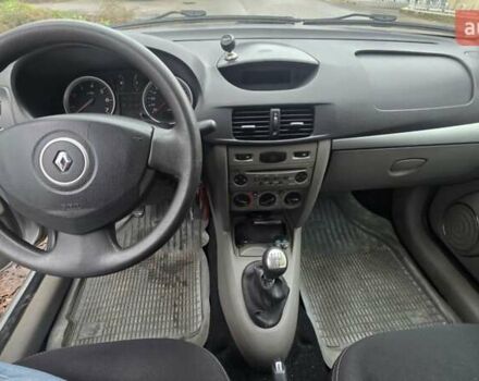 Серый Рено Clio Symbol, объемом двигателя 1.39 л и пробегом 169 тыс. км за 4718 $, фото 12 на Automoto.ua
