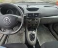 Серый Рено Clio Symbol, объемом двигателя 1.39 л и пробегом 169 тыс. км за 4718 $, фото 12 на Automoto.ua