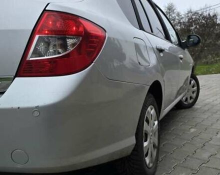 Серый Рено Clio Symbol, объемом двигателя 1.39 л и пробегом 169 тыс. км за 4718 $, фото 5 на Automoto.ua