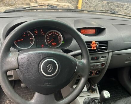 Сірий Рено Clio Symbol, об'ємом двигуна 1.4 л та пробігом 202 тис. км за 4400 $, фото 10 на Automoto.ua