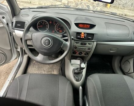 Сірий Рено Clio Symbol, об'ємом двигуна 1.4 л та пробігом 202 тис. км за 4400 $, фото 9 на Automoto.ua