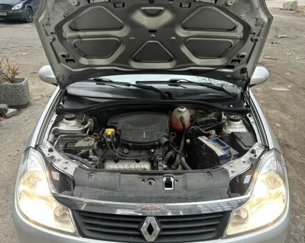 Сірий Рено Clio Symbol, об'ємом двигуна 1.4 л та пробігом 202 тис. км за 4400 $, фото 18 на Automoto.ua