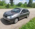 Серый Рено Clio Symbol, объемом двигателя 1.4 л и пробегом 218 тыс. км за 4550 $, фото 1 на Automoto.ua