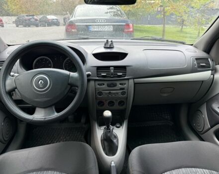 Сірий Рено Clio Symbol, об'ємом двигуна 1.4 л та пробігом 175 тис. км за 3800 $, фото 6 на Automoto.ua