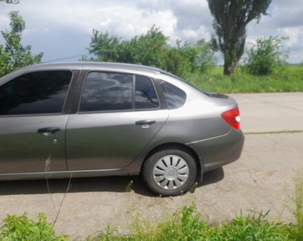 Серый Рено Clio Symbol, объемом двигателя 1.4 л и пробегом 218 тыс. км за 4550 $, фото 9 на Automoto.ua