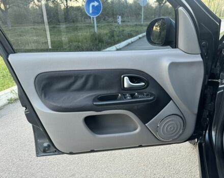 Серый Рено Clio Symbol, объемом двигателя 1.4 л и пробегом 195 тыс. км за 5150 $, фото 5 на Automoto.ua