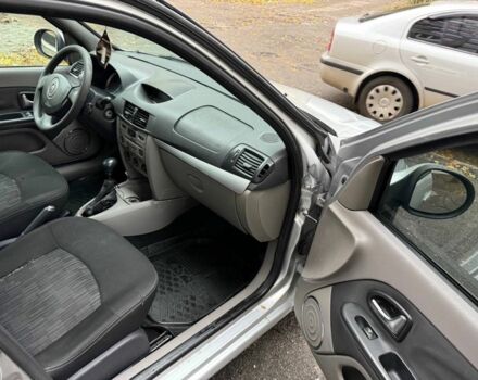 Сірий Рено Clio Symbol, об'ємом двигуна 1.4 л та пробігом 290 тис. км за 3300 $, фото 15 на Automoto.ua