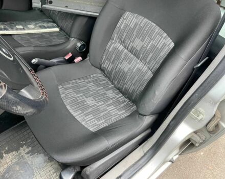 Серый Рено Clio Symbol, объемом двигателя 1.4 л и пробегом 160 тыс. км за 2500 $, фото 4 на Automoto.ua