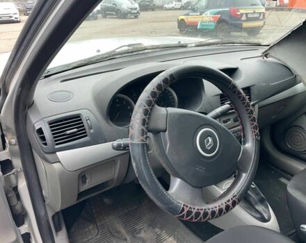 Серый Рено Clio Symbol, объемом двигателя 1.4 л и пробегом 160 тыс. км за 2500 $, фото 5 на Automoto.ua