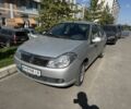 Серый Рено Clio Symbol, объемом двигателя 1.4 л и пробегом 177 тыс. км за 3200 $, фото 1 на Automoto.ua