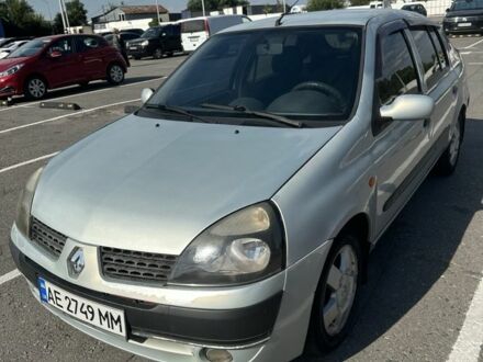 Рено Clio Symbol 2003 в Днепре (Днепропетровске) на Automoto.ua Серый Рено Clio Symbol, объемом двигателя 1.4 л и пробегом 295 тыс. км за 3000 $, фото 1 на Automoto.ua