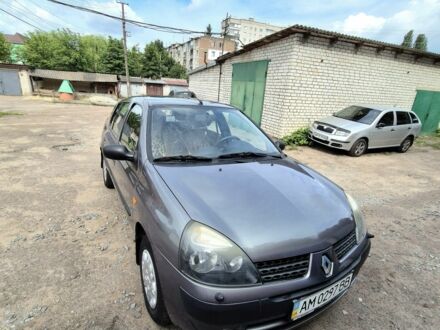 Серый Рено Clio Symbol, объемом двигателя 1.4 л и пробегом 101 тыс. км за 3800 $, фото 1 на Automoto.ua
