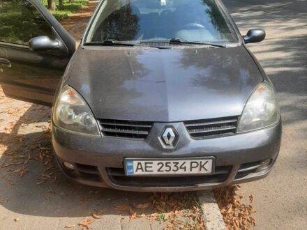 Серый Рено Clio Symbol, объемом двигателя 1.4 л и пробегом 170 тыс. км за 4000 $, фото 1 на Automoto.ua