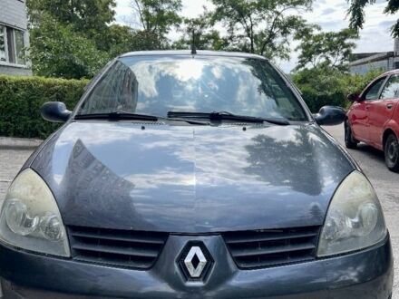 Сірий Рено Clio Symbol, об'ємом двигуна 1.4 л та пробігом 204 тис. км за 3350 $, фото 1 на Automoto.ua